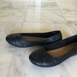 Shoes, women’s black flats